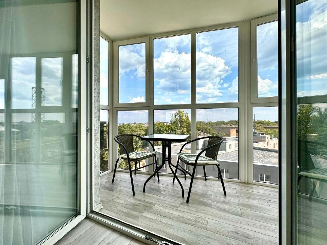 Apartment Apartpoltava: Business-class With Panoramic Balcony In Prestigious New Building *