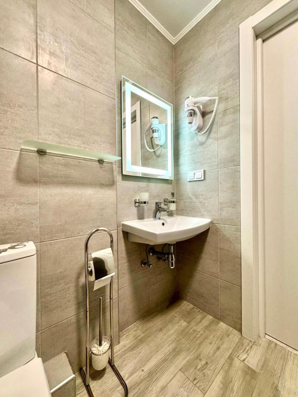 Apartment Apartpoltava: Business-class With Panoramic Balcony In Prestigious New Building Poltava